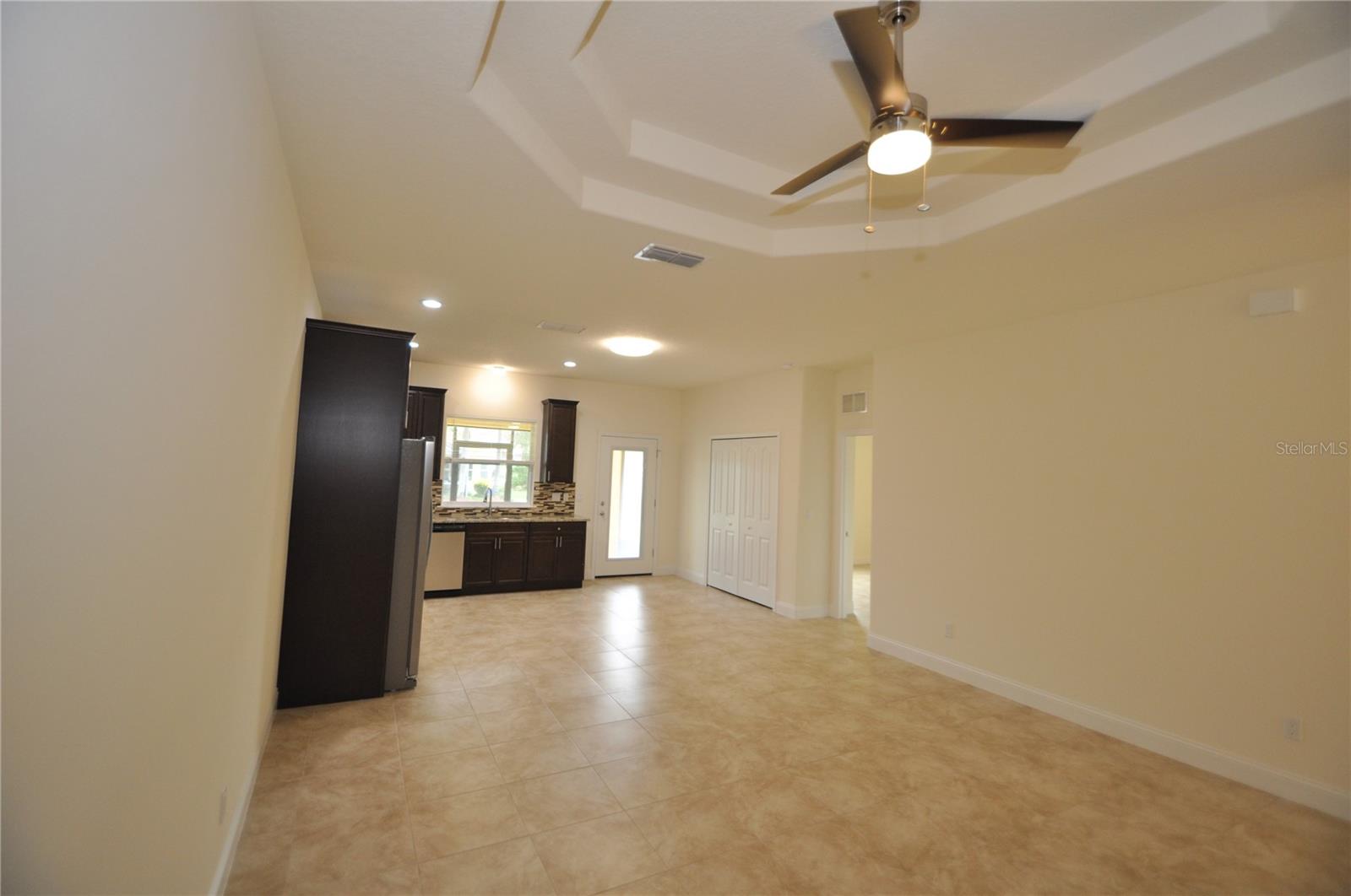LEHIGH WOODS - Residential Lease