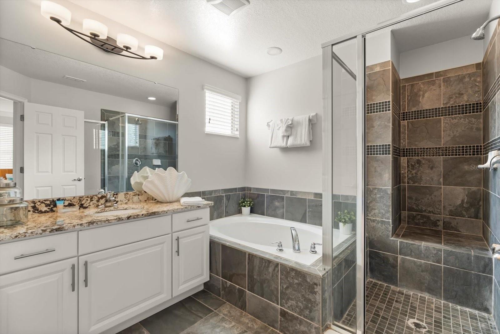 WATERSONG PH 01 - Residential