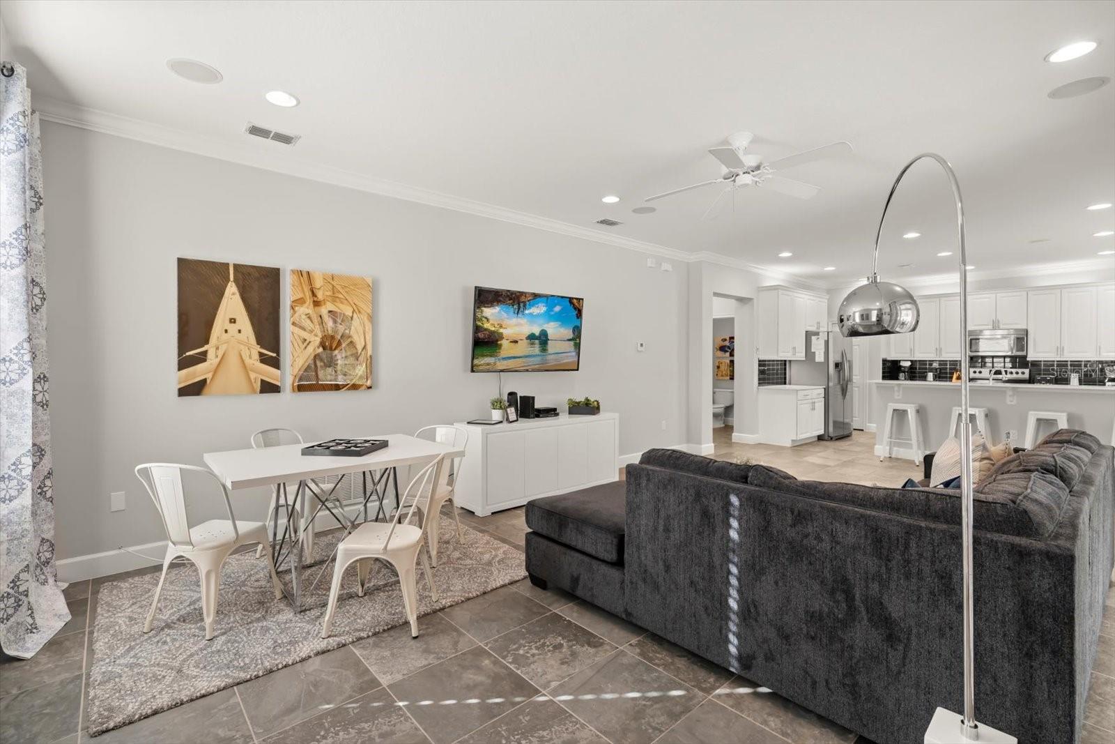 WATERSONG PH 01 - Residential