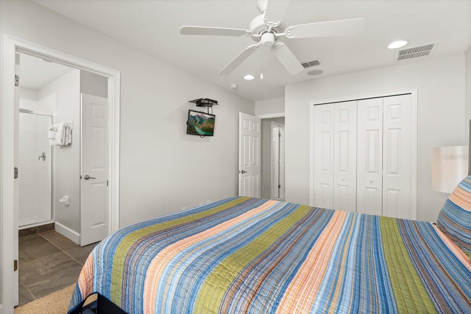 WATERSONG PH 01 - Residential