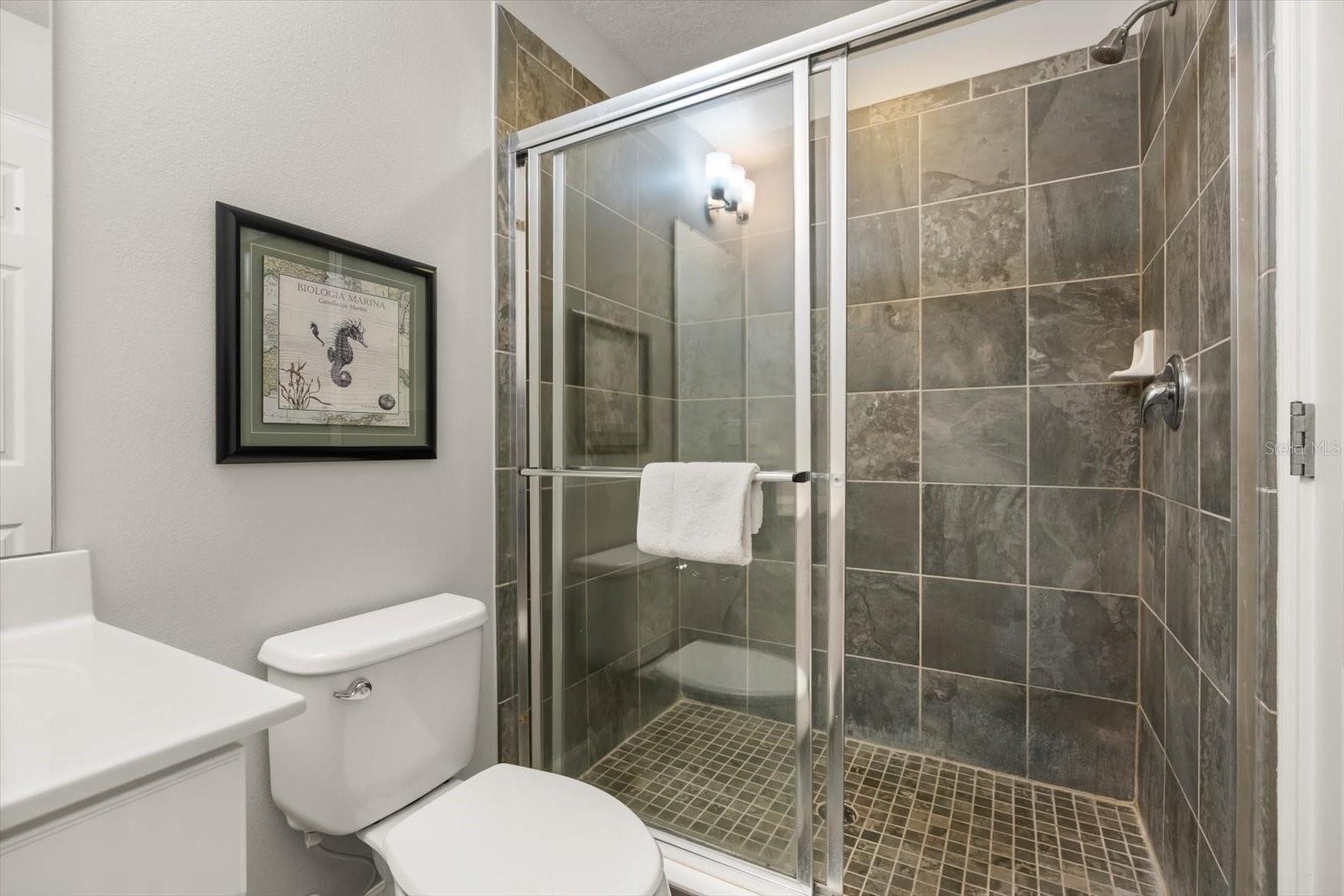 WATERSONG PH 01 - Residential