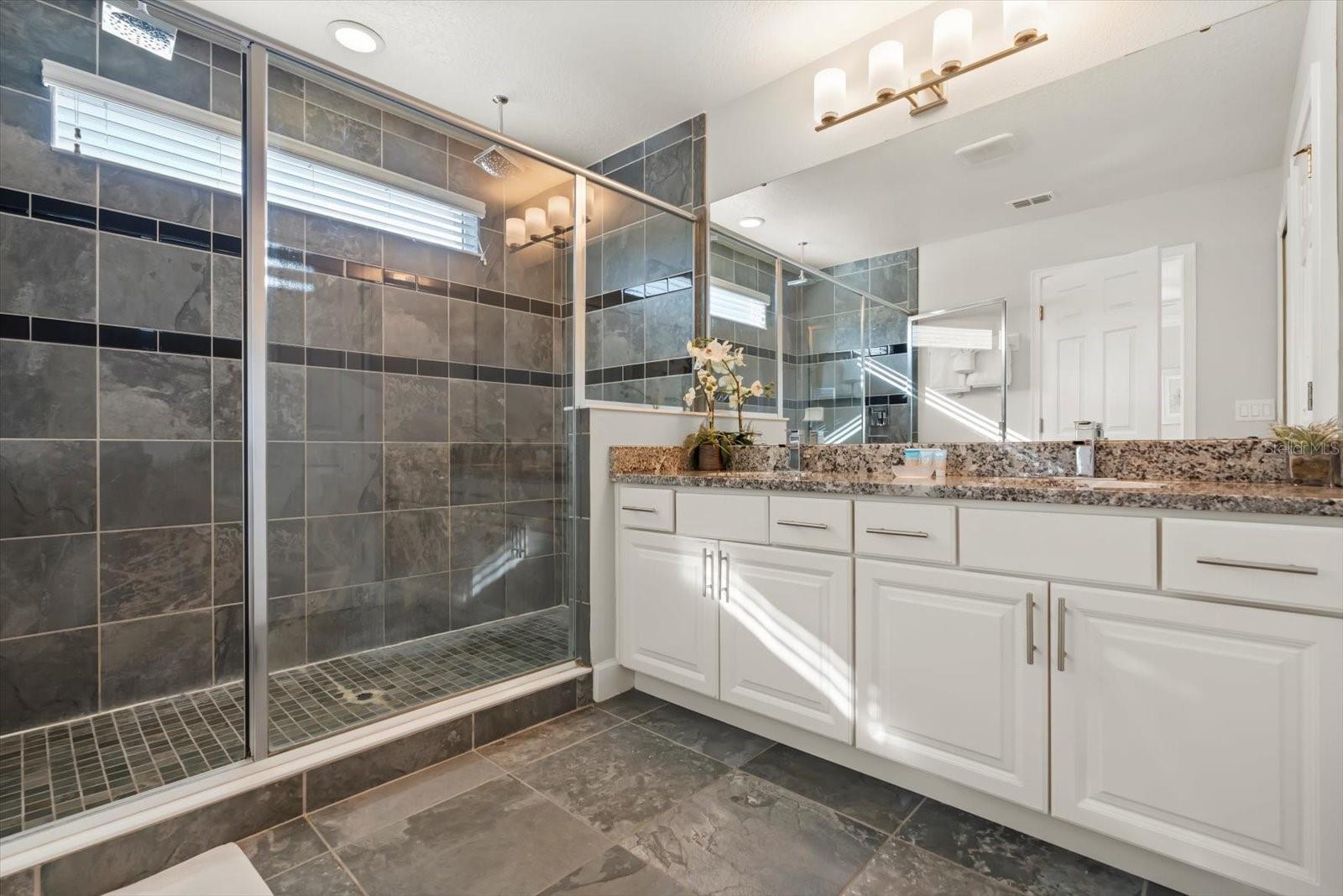 WATERSONG PH 01 - Residential