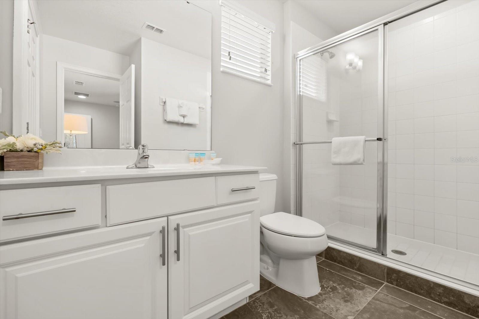 WATERSONG PH 01 - Residential