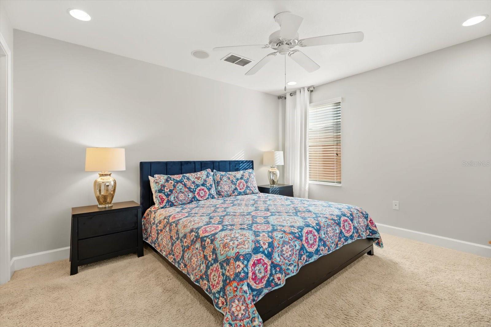 WATERSONG PH 01 - Residential