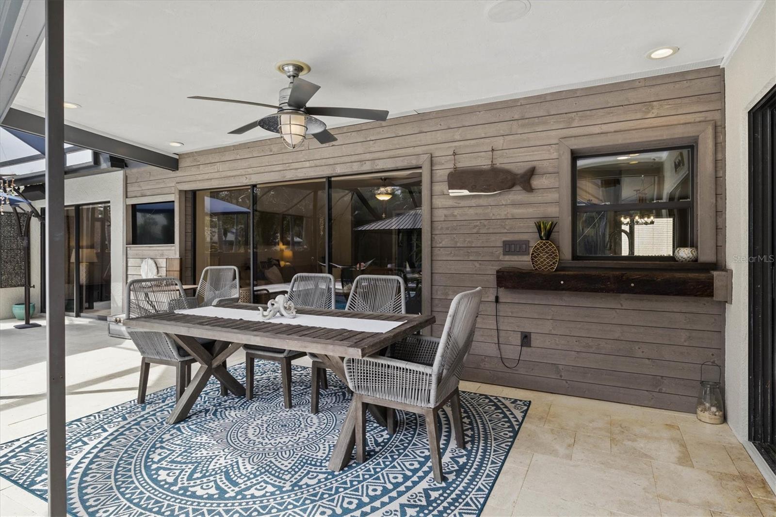 COUNTRY PLACE - Residential