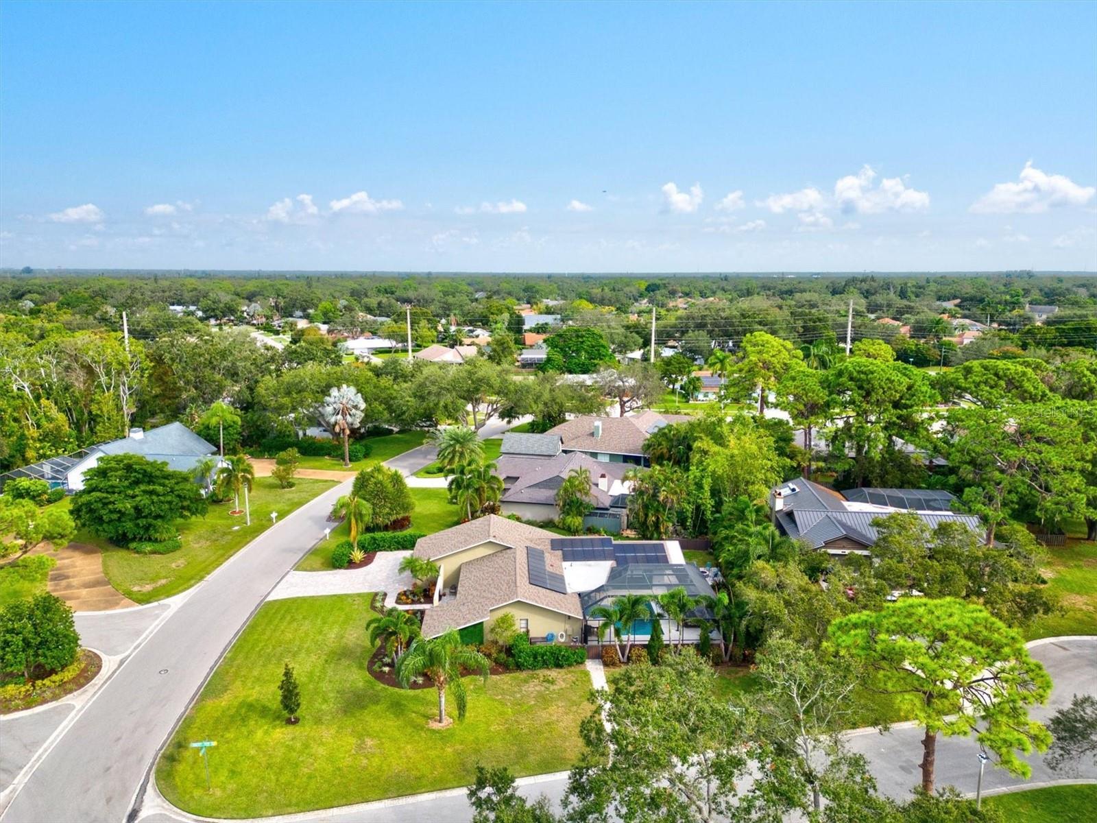 COUNTRY PLACE - Residential