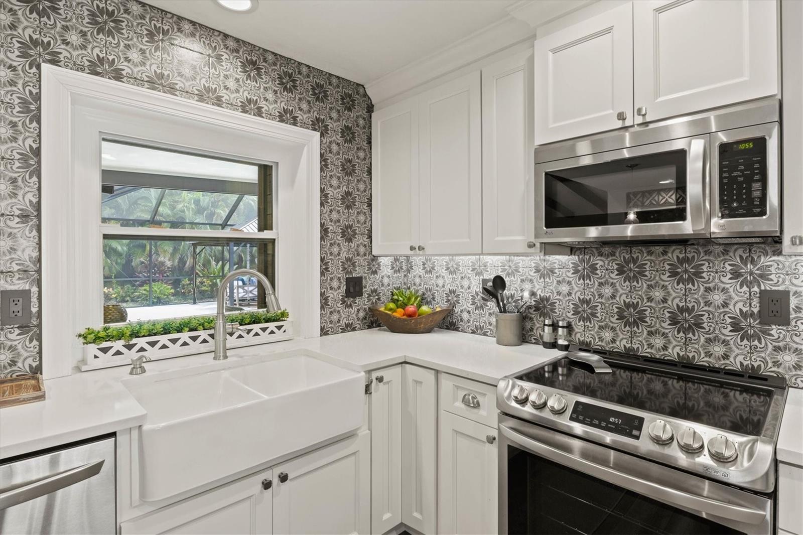 COUNTRY PLACE - Residential