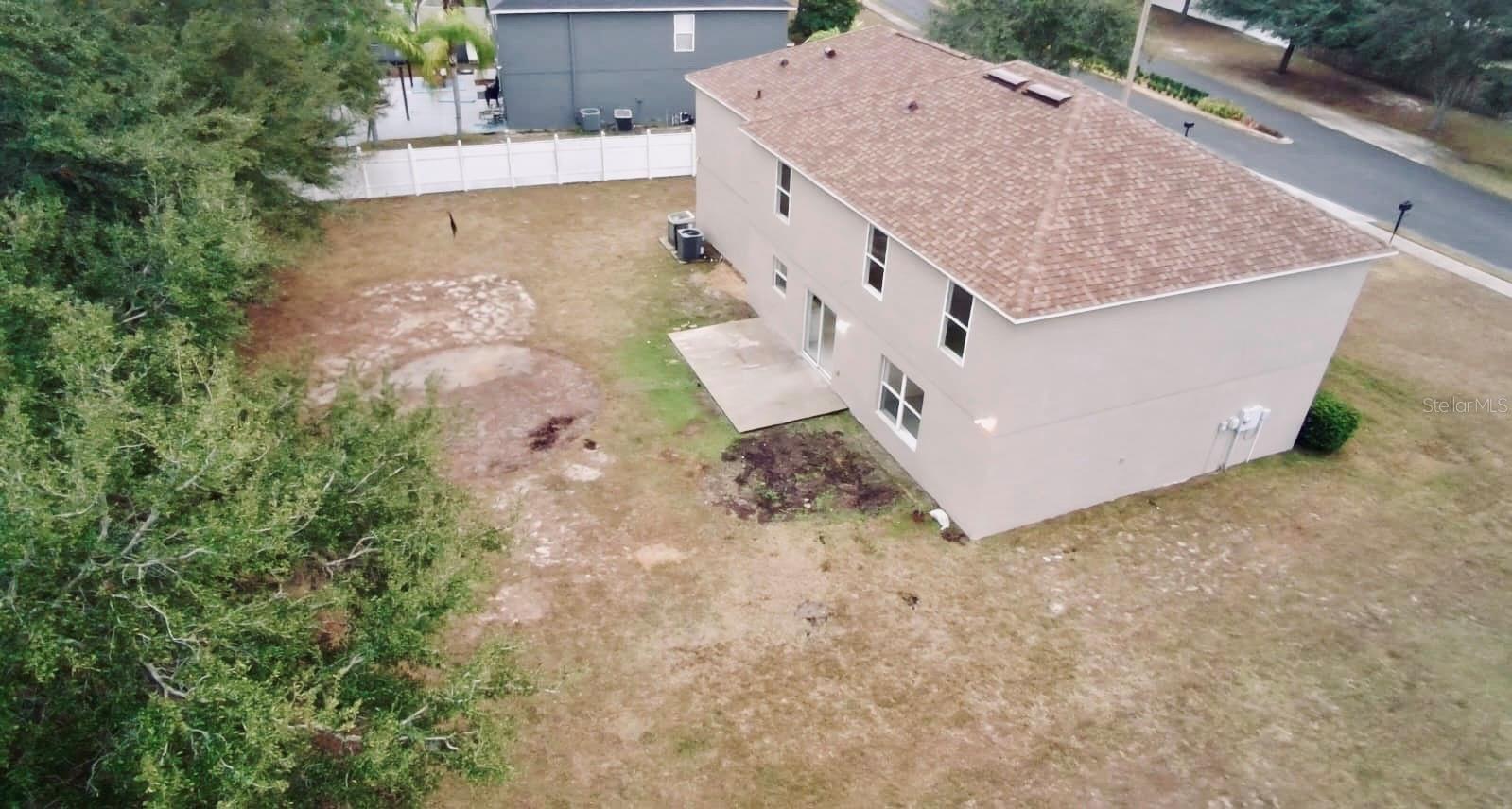 FRUITLAND PARK GLEN PH 01 02 & 03 - Residential Lease