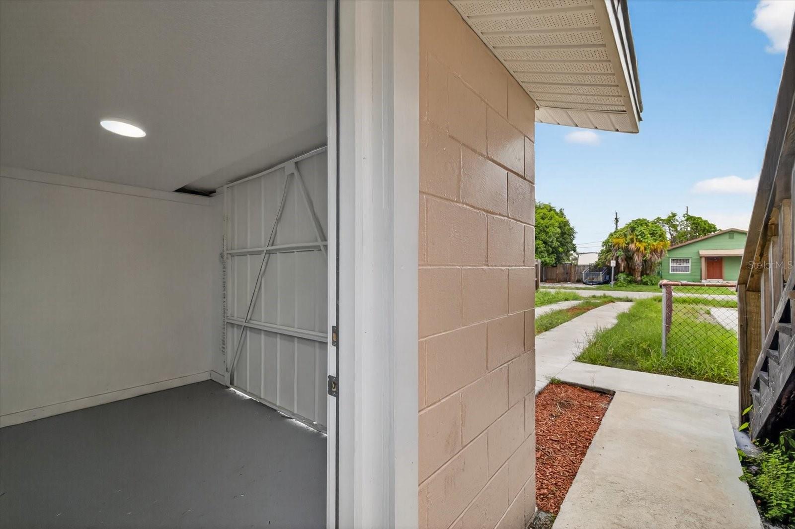 GROVE PARK VISTA SUB - Residential Income