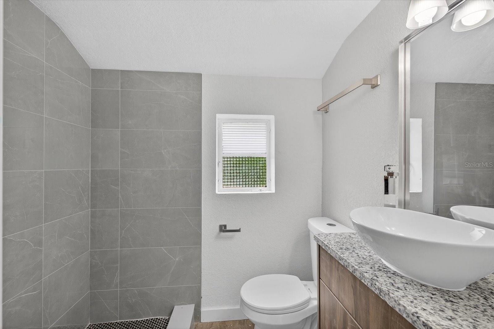 GROVE PARK VISTA SUB - Residential Income