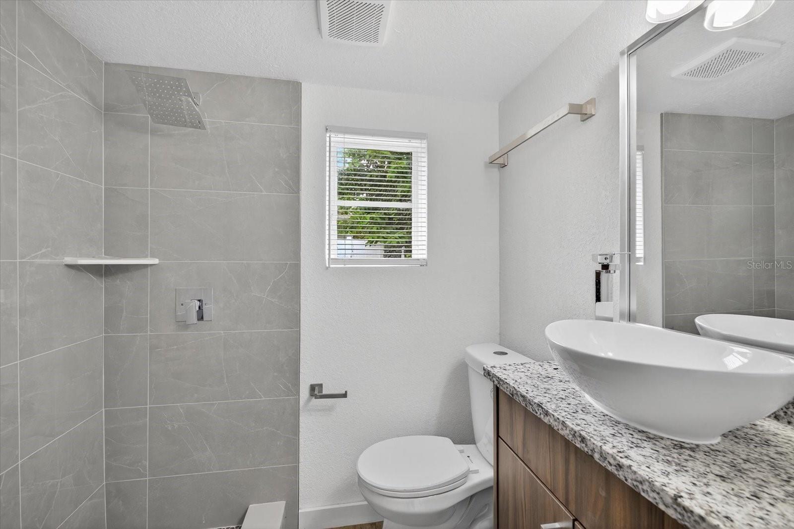 GROVE PARK VISTA SUB - Residential Income