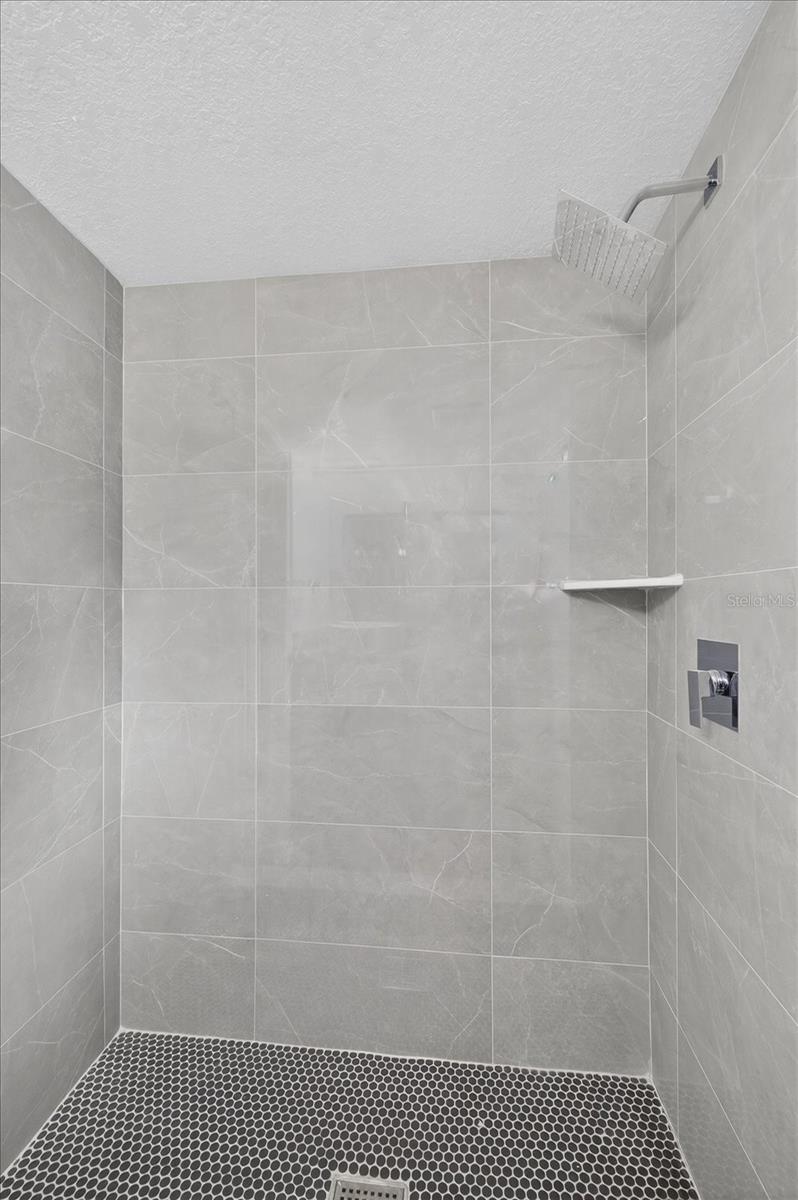 GROVE PARK VISTA SUB - Residential Income