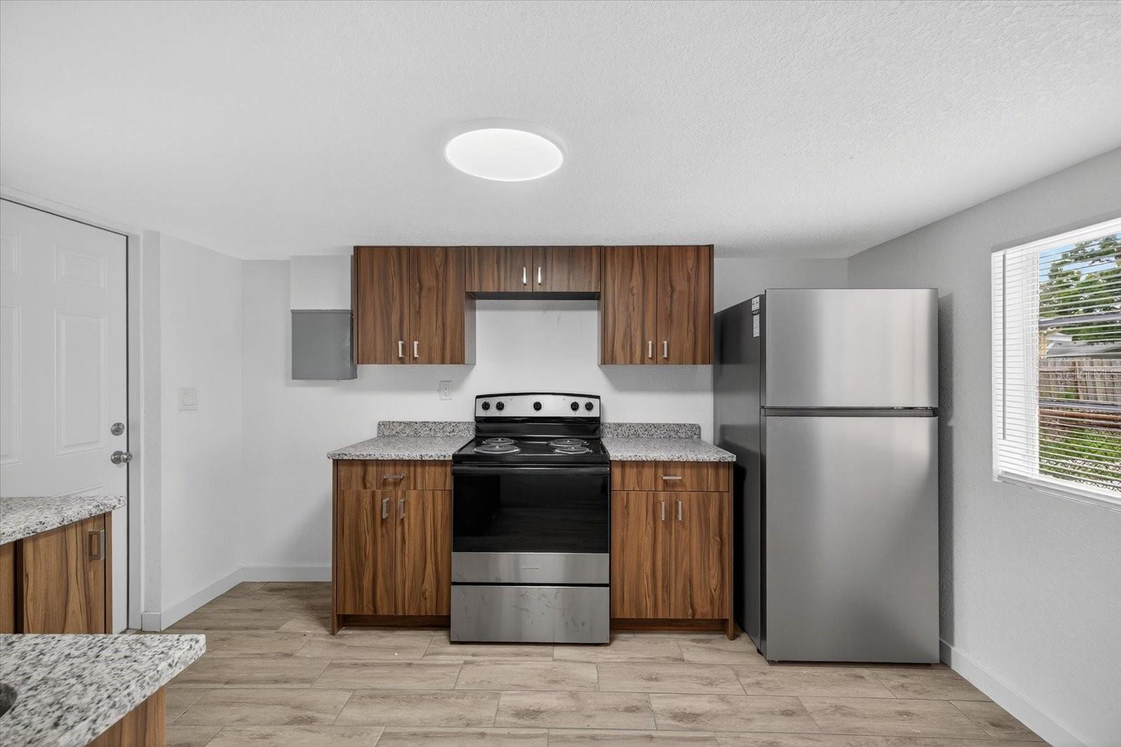 GROVE PARK VISTA SUB - Residential Income