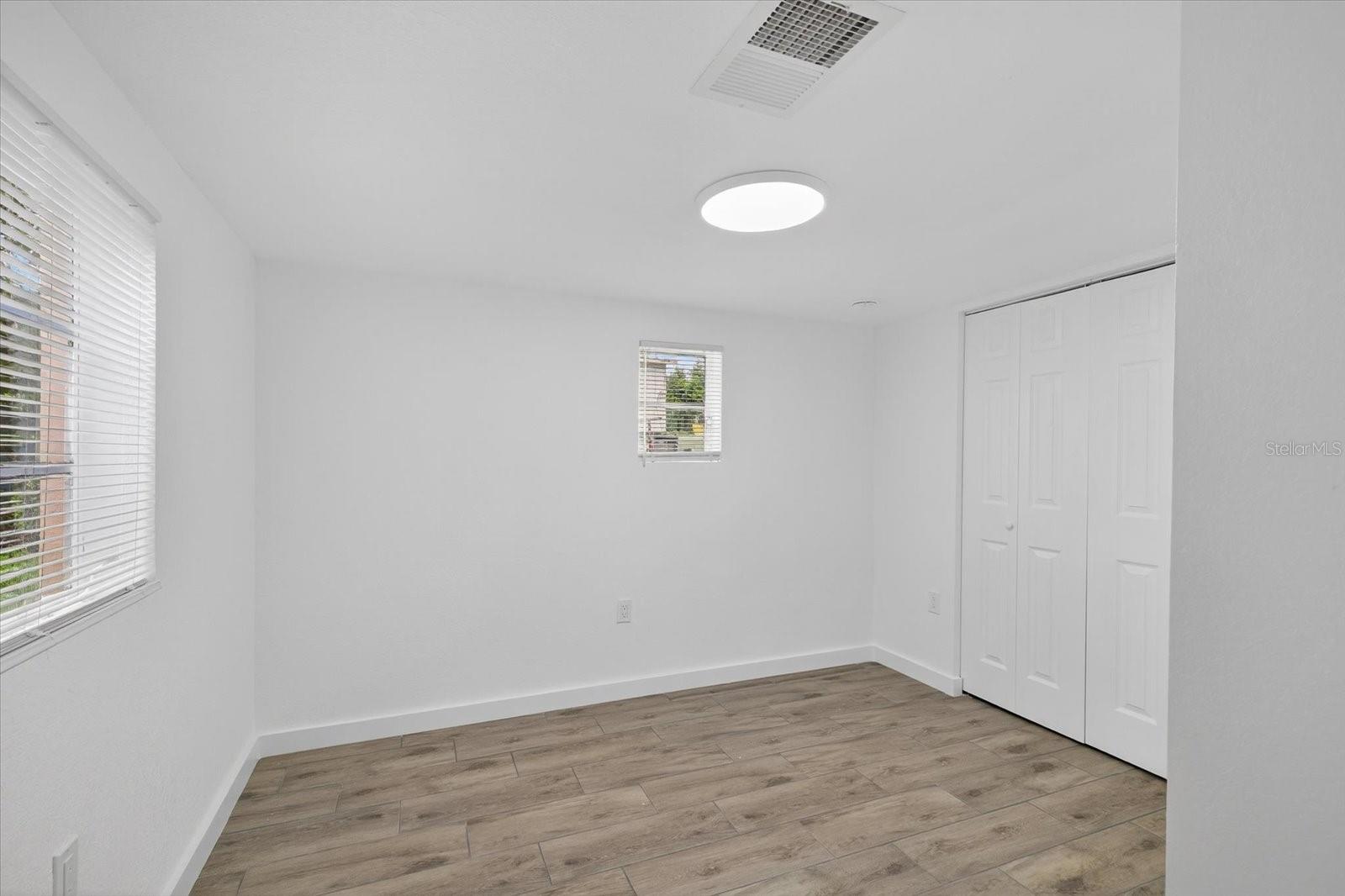 GROVE PARK VISTA SUB - Residential Income