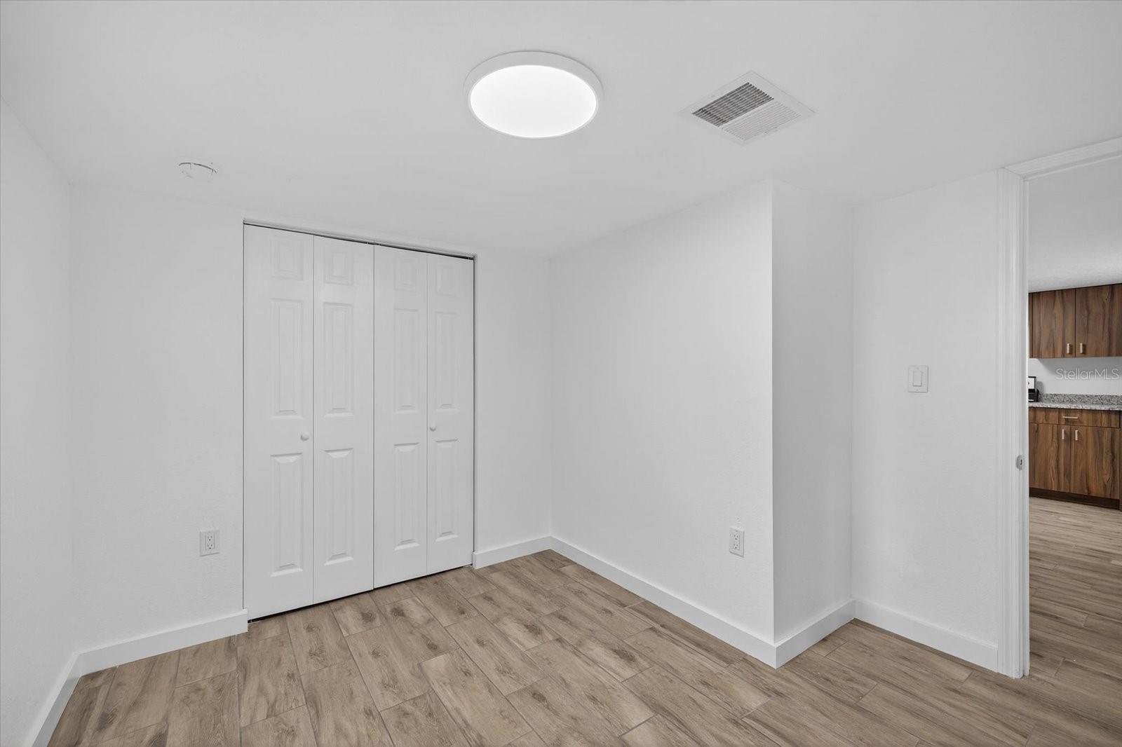 GROVE PARK VISTA SUB - Residential Income