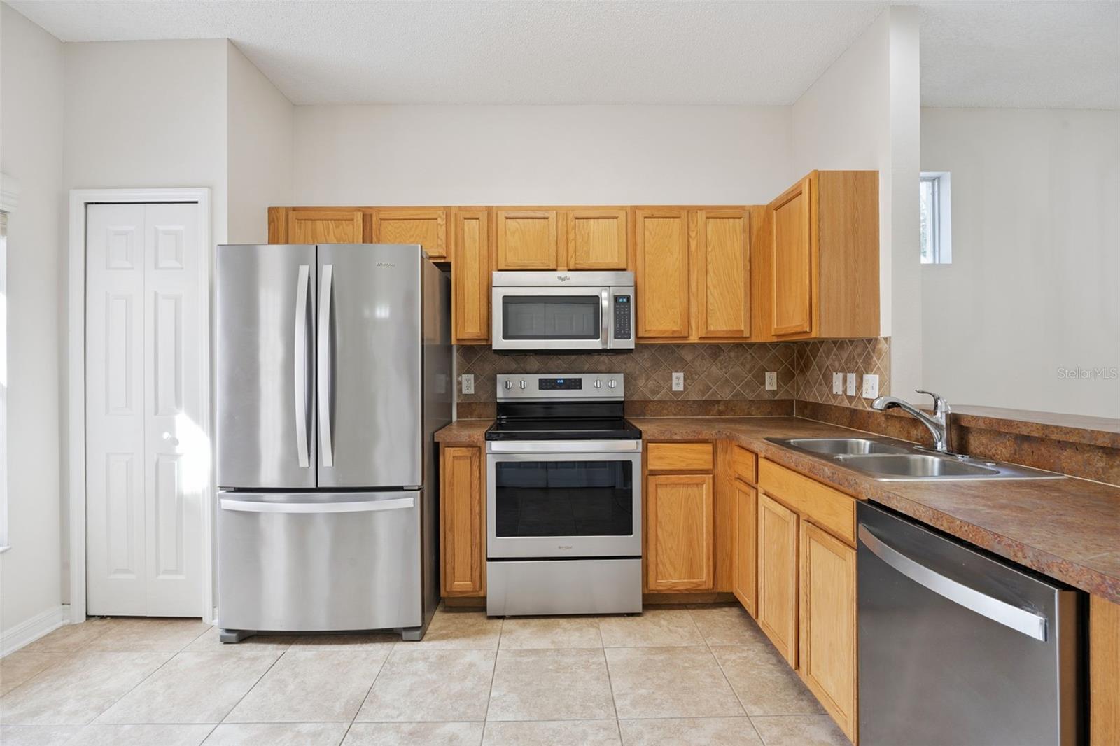 AVALON PARK NORTHWEST VILLAGE PH 02-4 - Residential