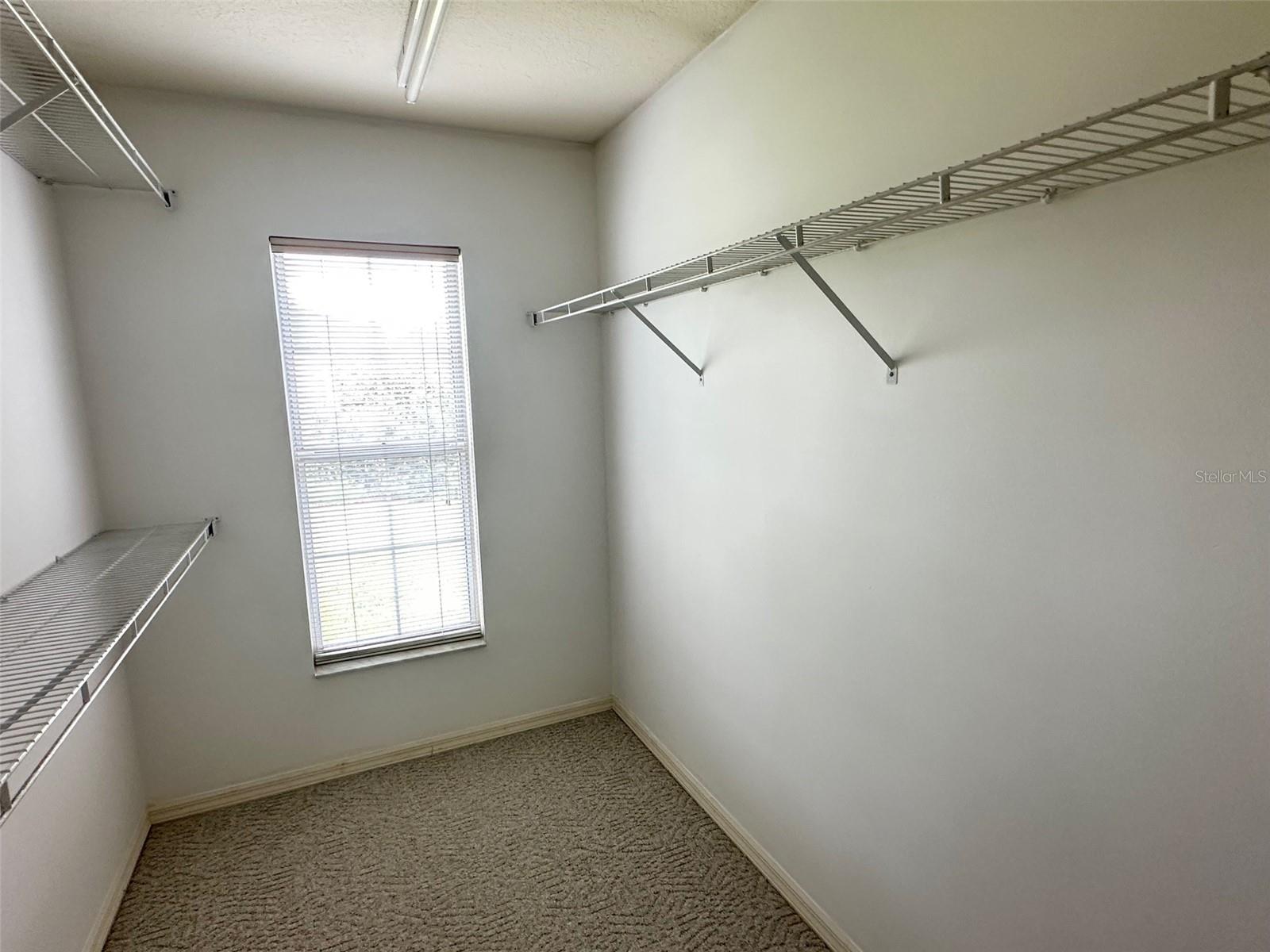 OAKWOOD VILLAGE BEVERLY HILLS PH 02 - Residential