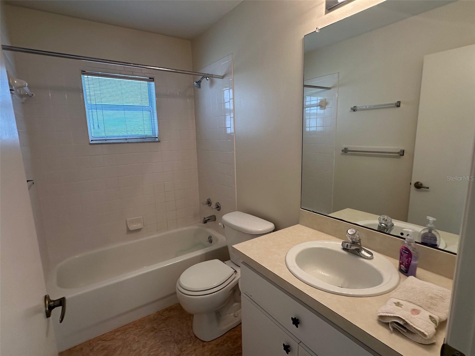 OAKWOOD VILLAGE BEVERLY HILLS PH 02 - Residential