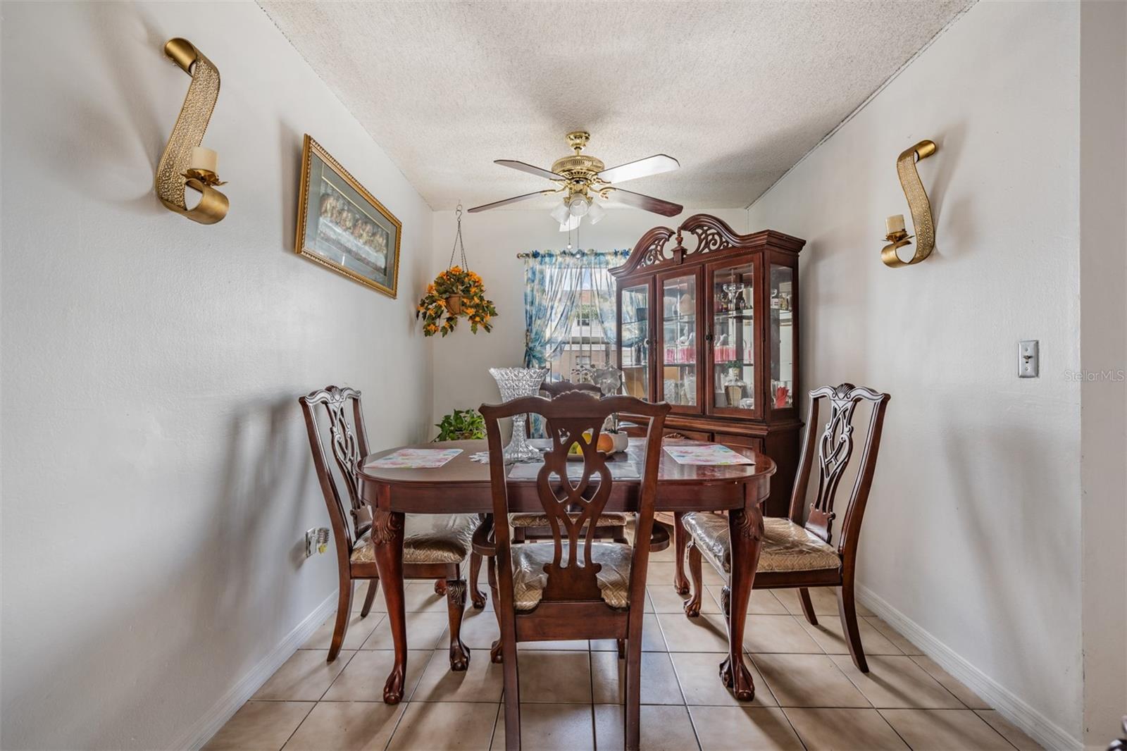 MANHATTAN PALMS CONDO - Residential