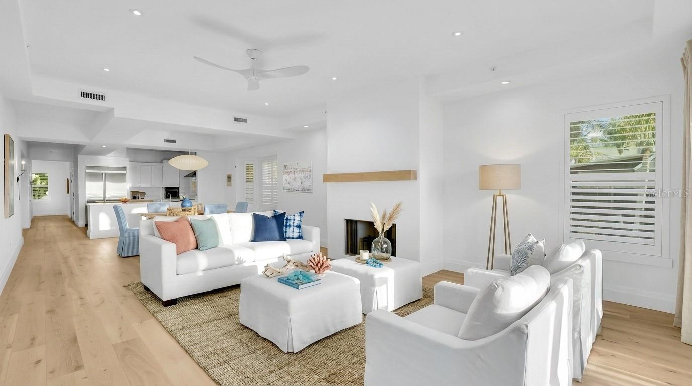 CASA PLAYA AT PASS-A-GRILLE - Residential