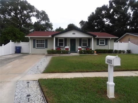 A home in TAMPA