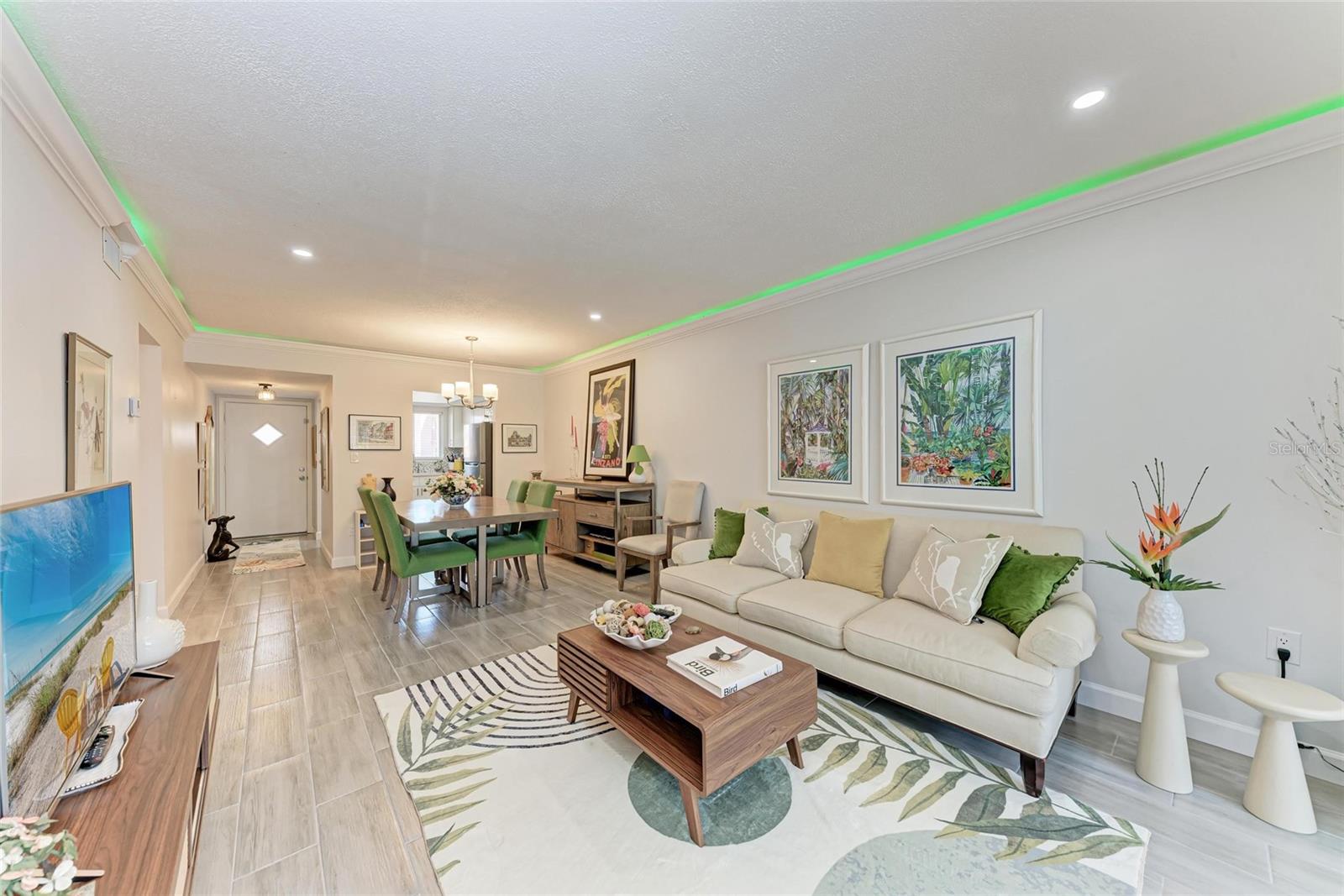 BAYSHORE ON THE LAKE APTS SEC 1 - Residential