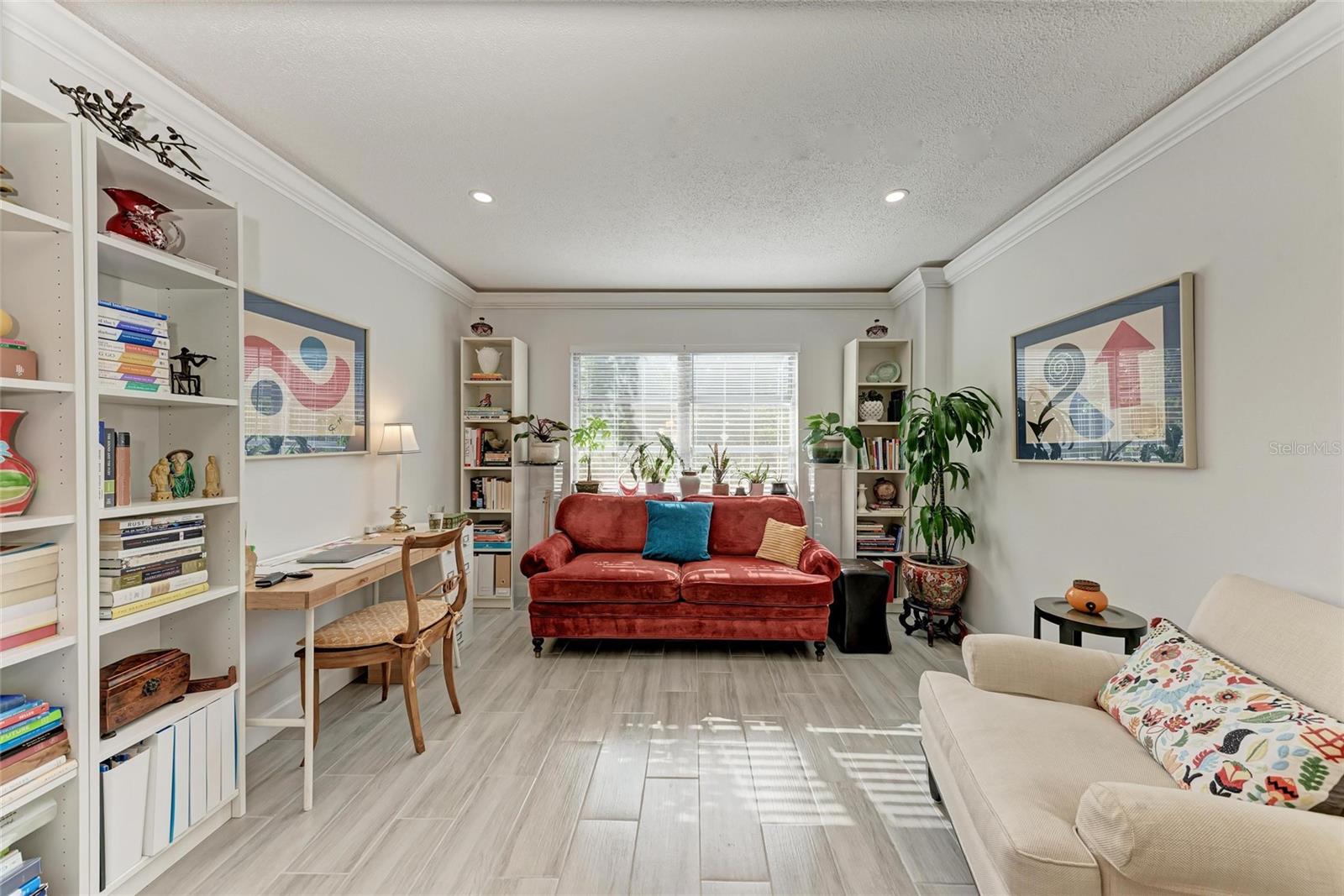 BAYSHORE ON THE LAKE APTS SEC 1 - Residential