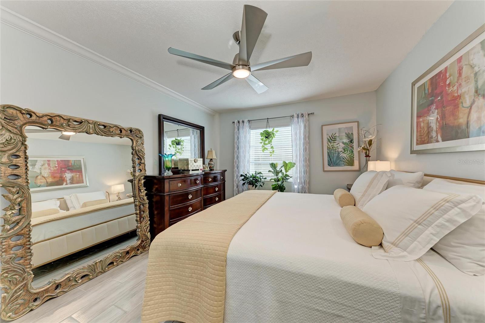 BAYSHORE ON THE LAKE APTS SEC 1 - Residential