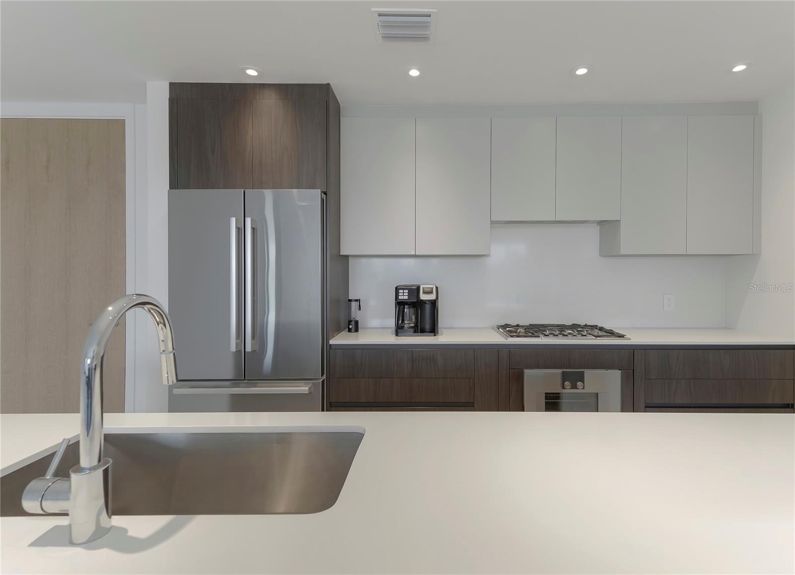 SERENA BY THE SEA CONDO - Residential