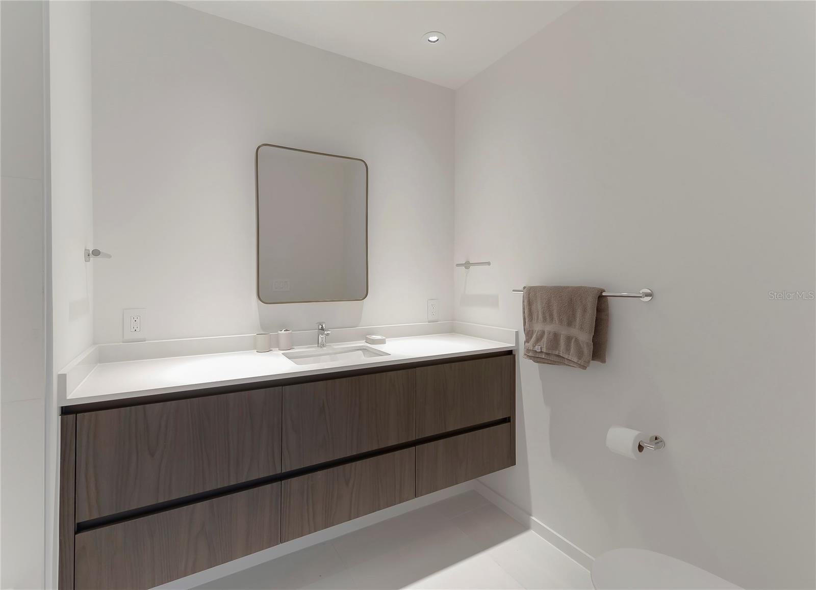 SERENA BY THE SEA CONDO - Residential