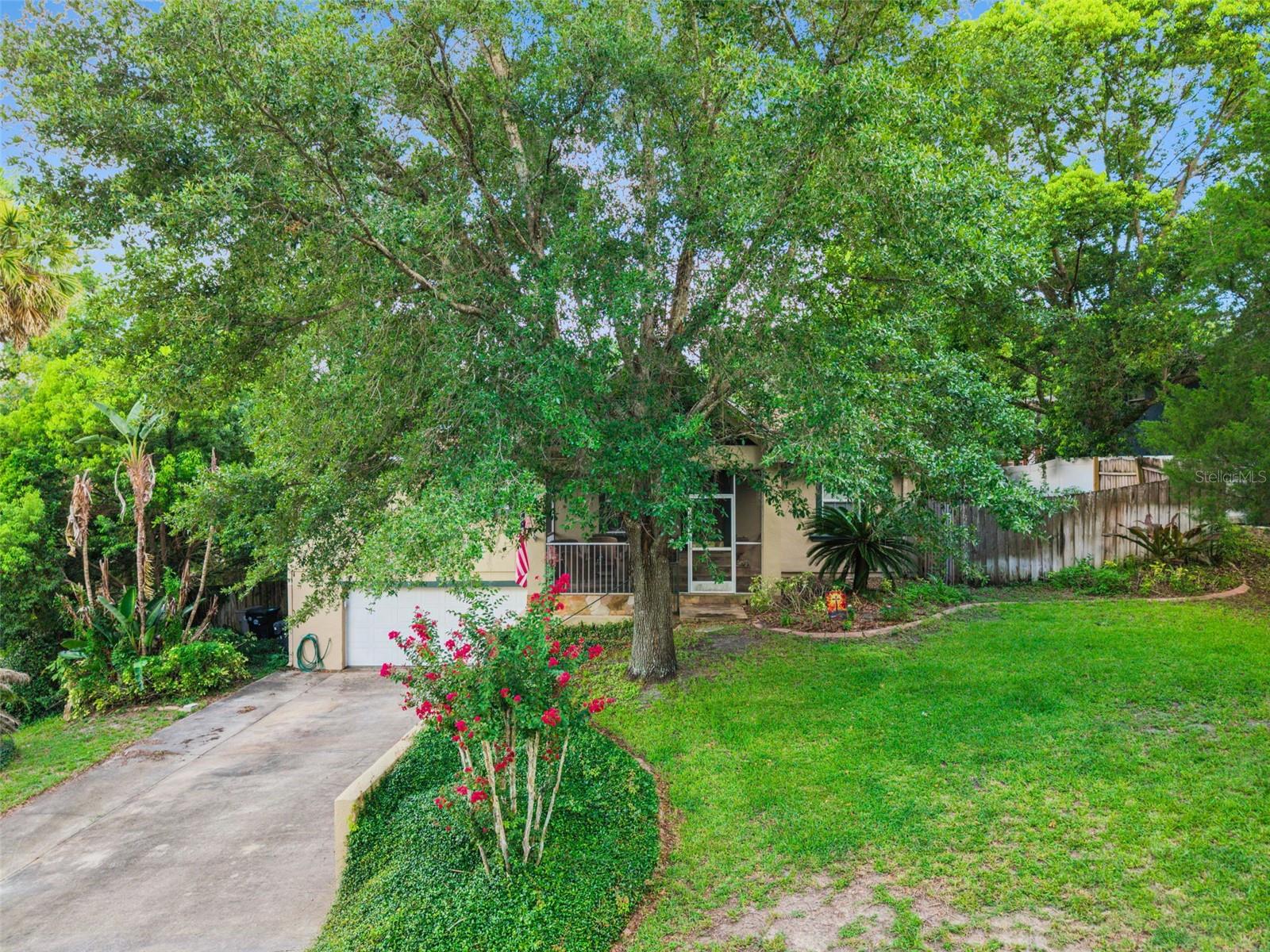 324 HICKORY COURT