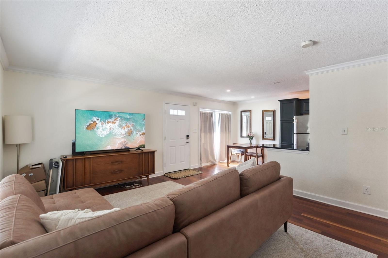 SIENNA PLACE CONDOMINIUM - Residential