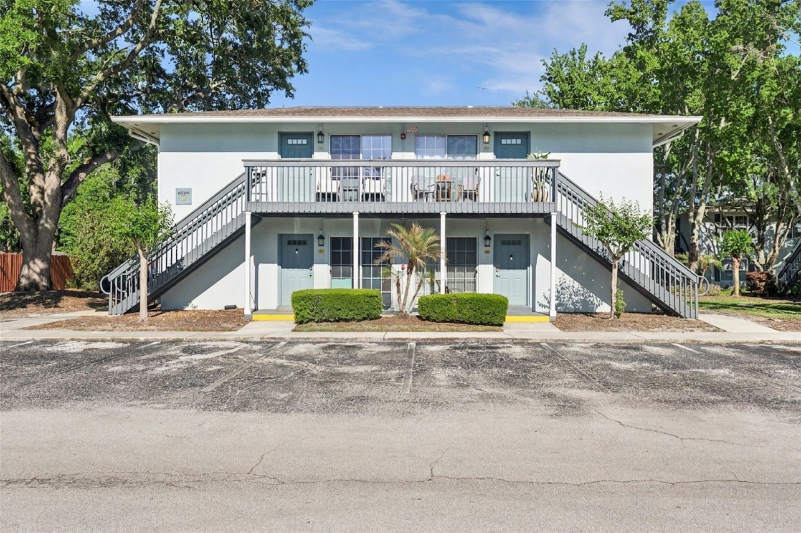 SIENNA PLACE CONDOMINIUM - Residential