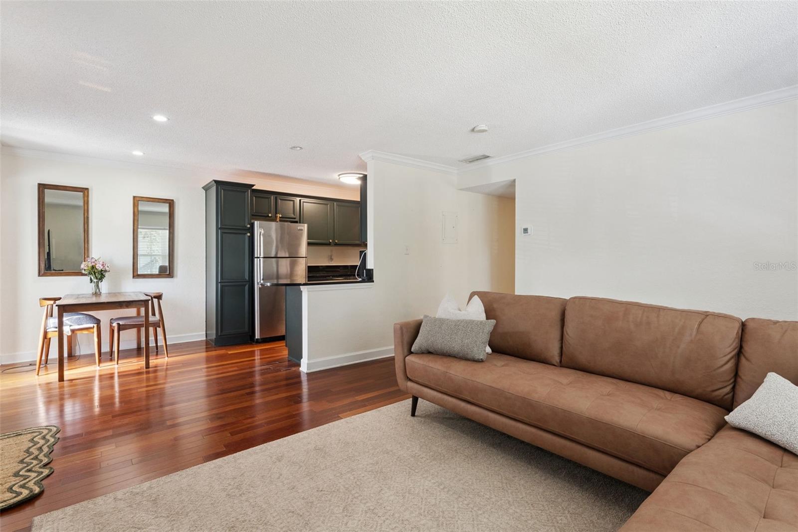 SIENNA PLACE CONDOMINIUM - Residential