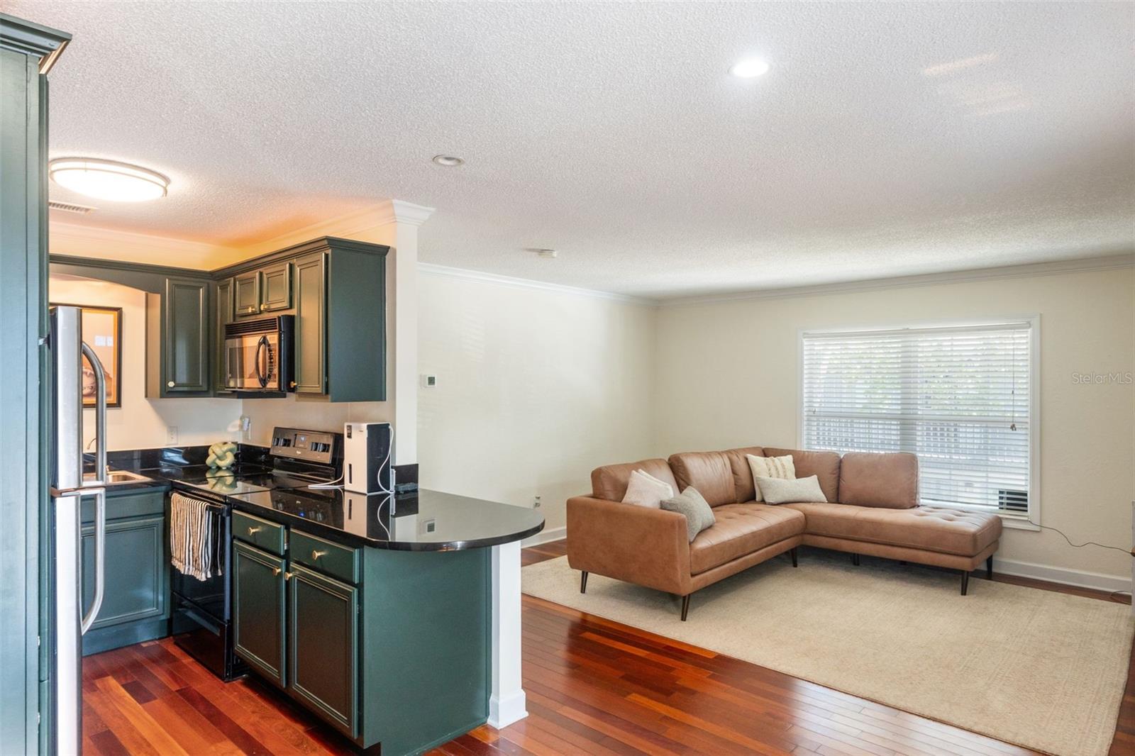 SIENNA PLACE CONDOMINIUM - Residential