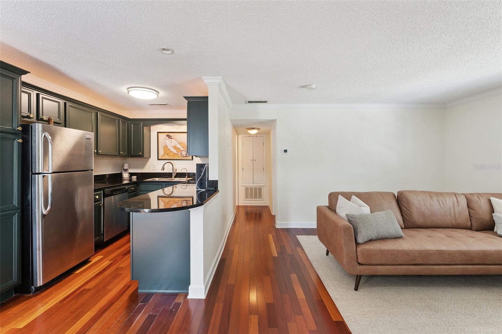 SIENNA PLACE CONDOMINIUM - Residential