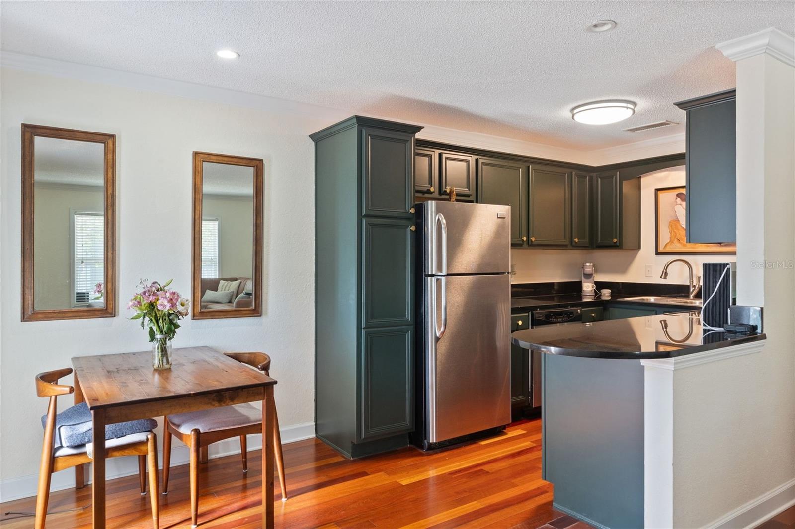 SIENNA PLACE CONDOMINIUM - Residential