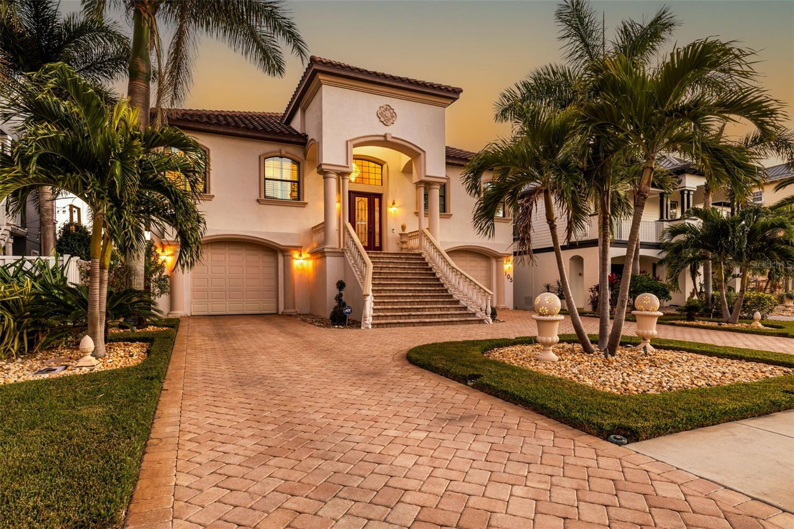 REDINGTON SHORES YACHT & TENNIS CLUB - Residential