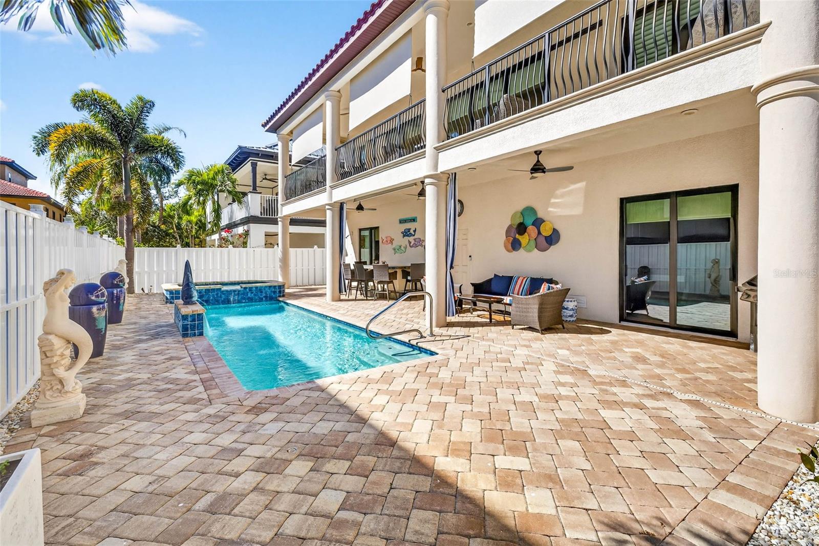 REDINGTON SHORES YACHT & TENNIS CLUB - Residential