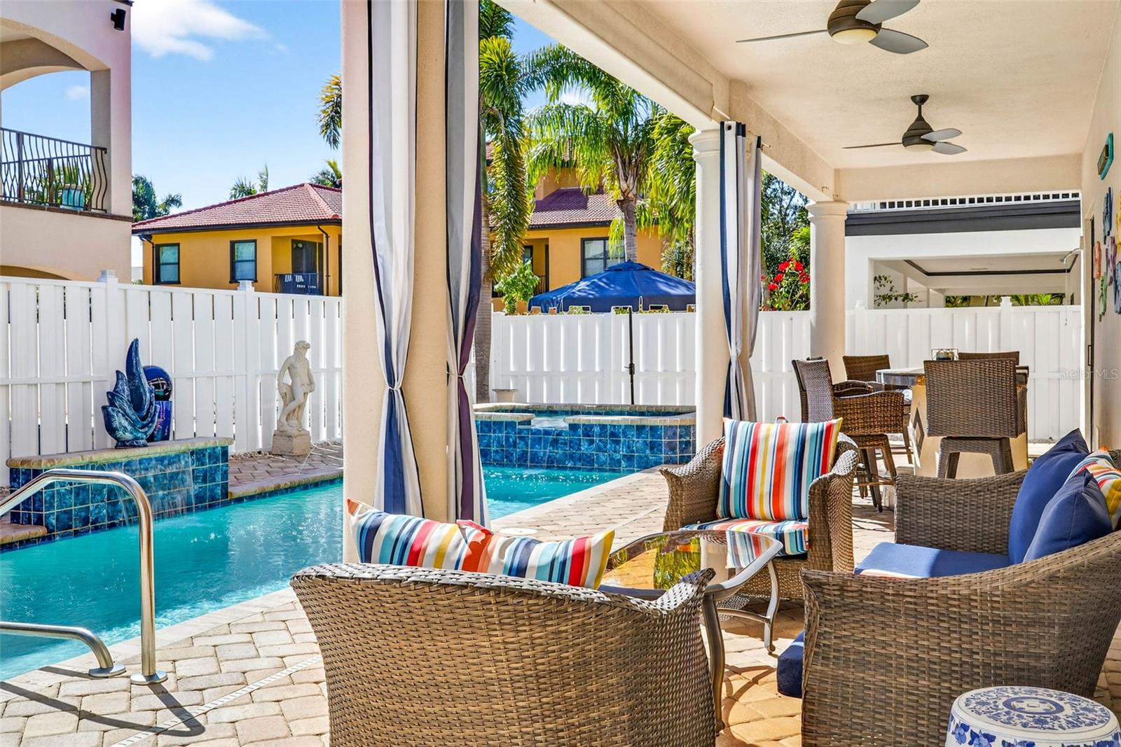 REDINGTON SHORES YACHT & TENNIS CLUB - Residential