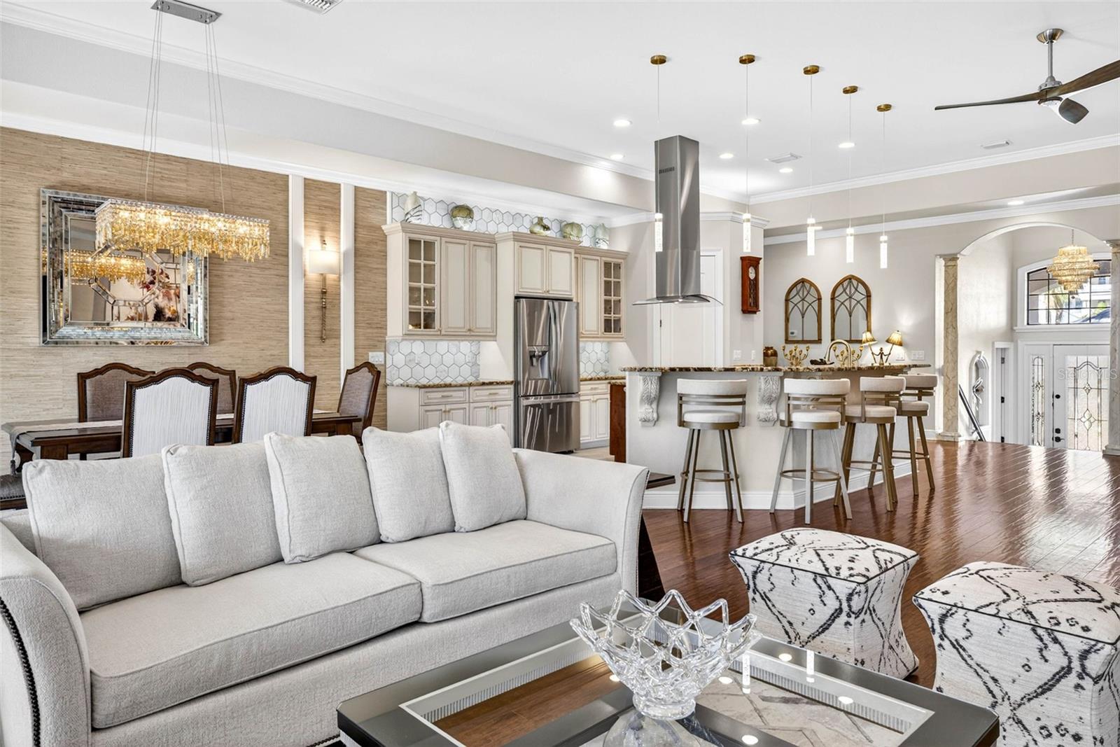 REDINGTON SHORES YACHT & TENNIS CLUB - Residential