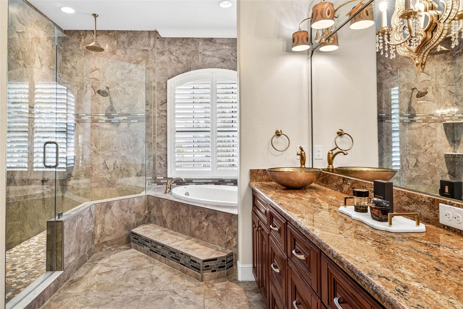 REDINGTON SHORES YACHT & TENNIS CLUB - Residential