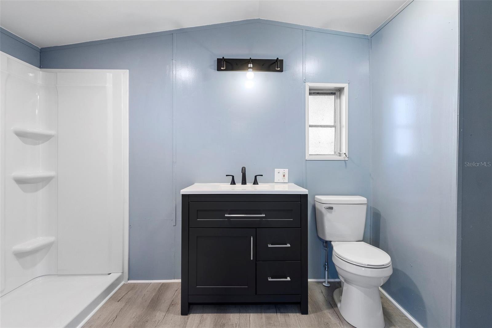 FOREST HILLS - Residential