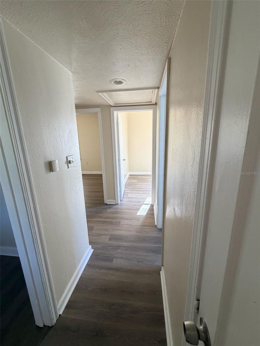 WELLSWOOD ESTATES UNIT NO 2 - Residential Lease