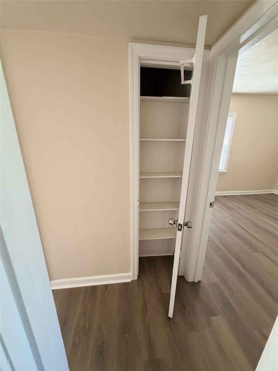 WELLSWOOD ESTATES UNIT NO 2 - Residential Lease