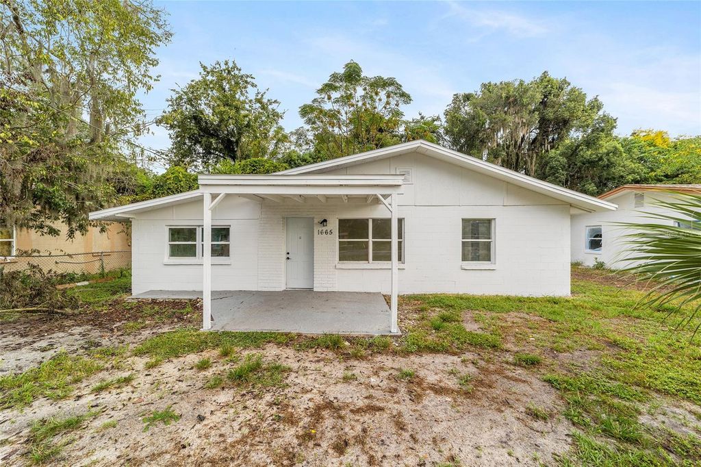 Photo of 1665 SW 3rd Street, Ocala, FL 34471 (MLS # OM710620)