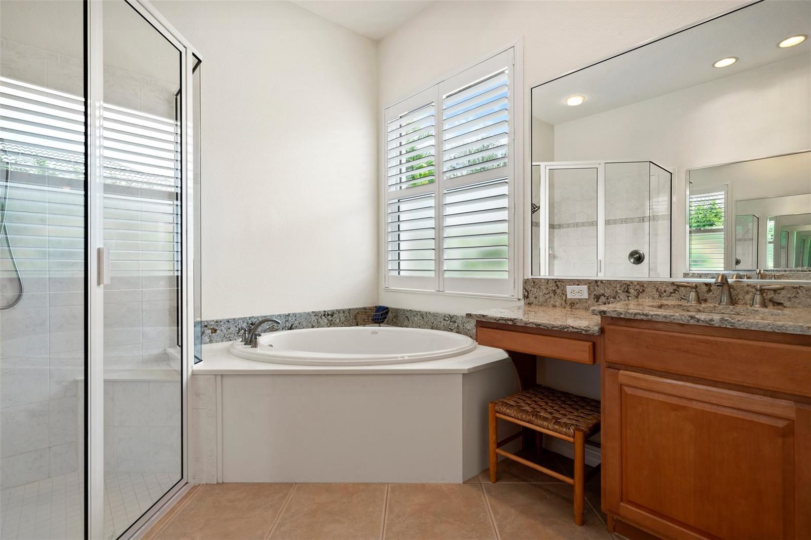 RIVENDELL THE WOODLANDS - Residential