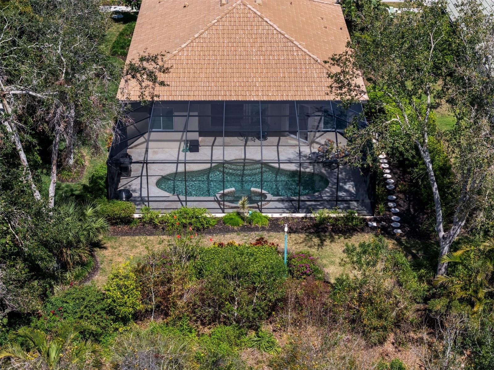 RIVENDELL THE WOODLANDS - Residential