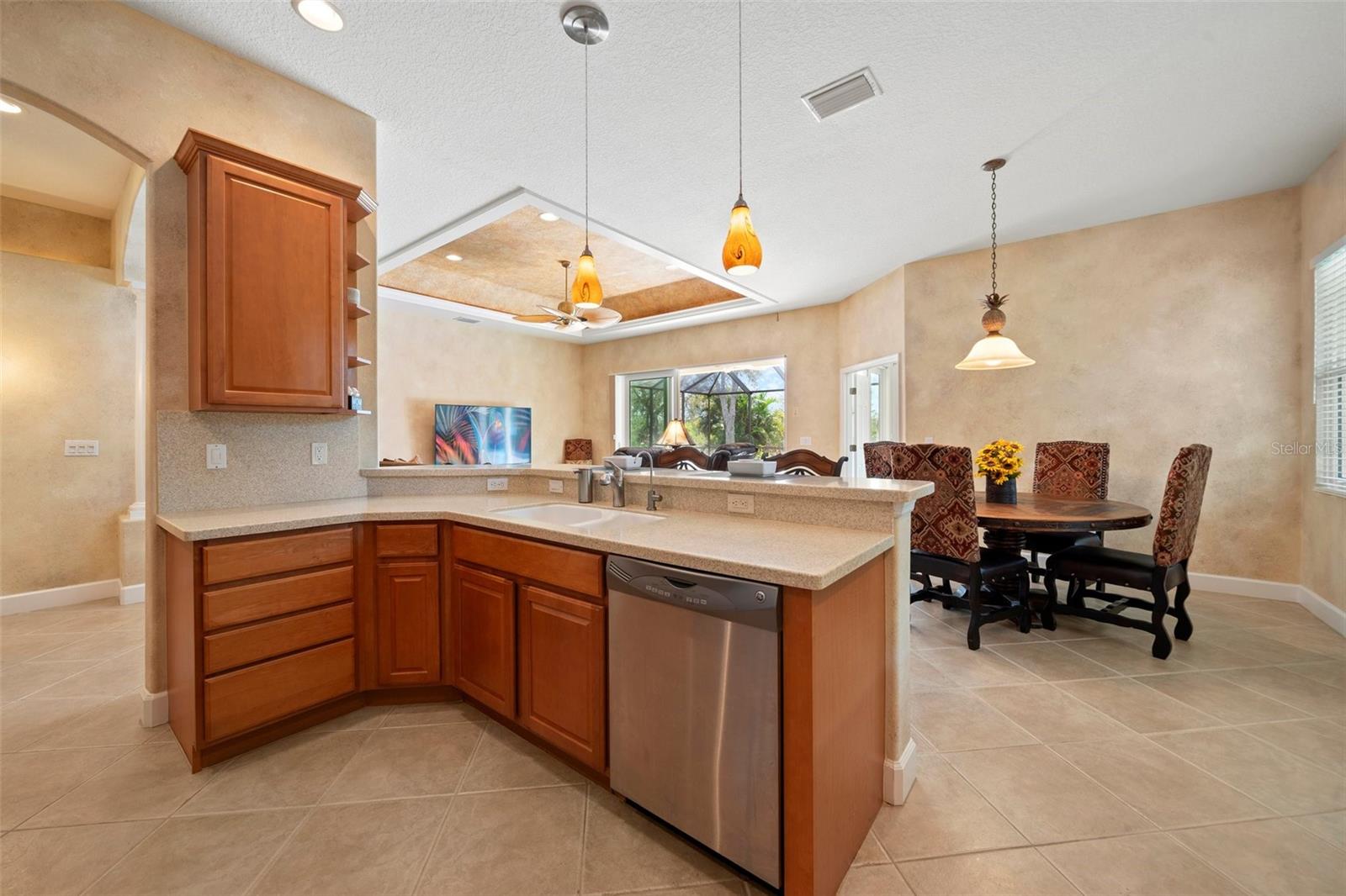 RIVENDELL THE WOODLANDS - Residential