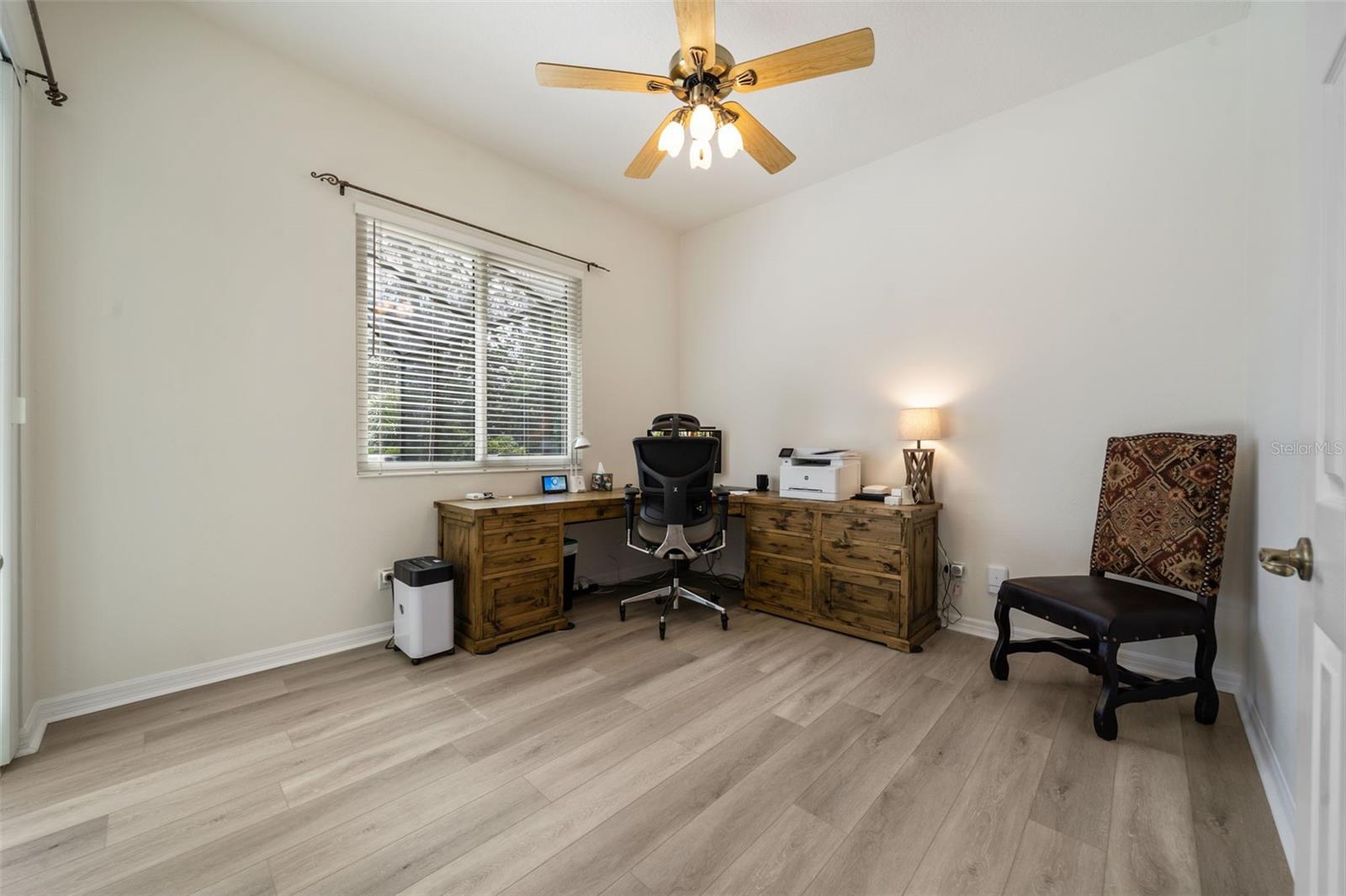 RIVENDELL THE WOODLANDS - Residential